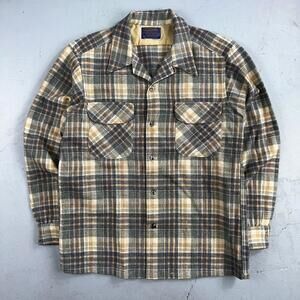 Pendleton VTG Board Shirt Plaid 100% Wool Button Down Size M Plaid 1970s Camp